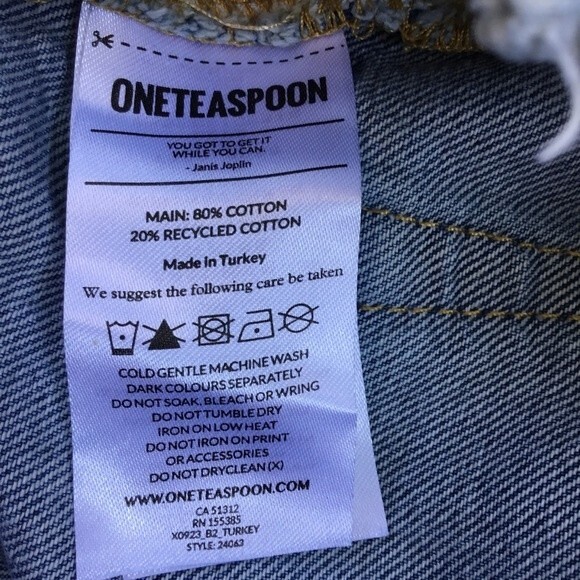 One Teaspoon RIVIERA LEGEND MOM FIT SHORT Denim Frayed Jean Shorts Size 26 - Picture 15 of 15